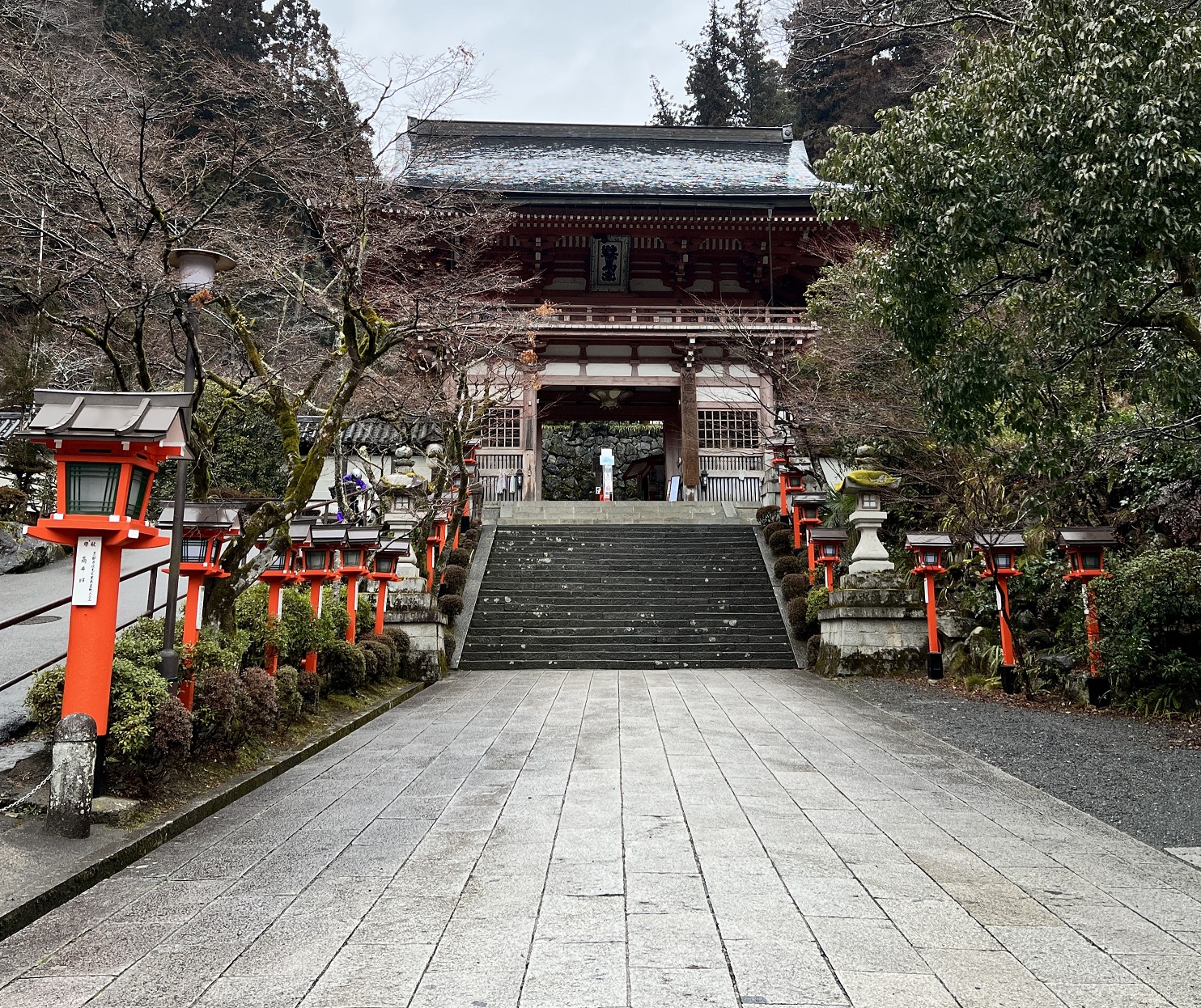 鞍馬山はきつい?!鞍馬寺~貴船神社 モデル観光ルート | Praise Nature