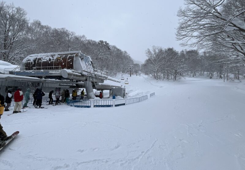 水上高原スキーリゾート みなかみクワッド乗り場