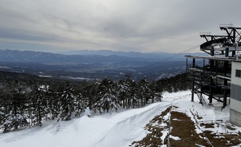 ピラタス蓼科スノーリゾート ロープウェイ山頂駅